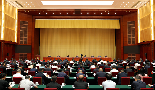 省委政协工作会议在昆召开 深入学习贯彻习近平总书记关于加强和改进人民政协工作的重要思想 为开创云南发展新局面汇聚更多智慧和力量