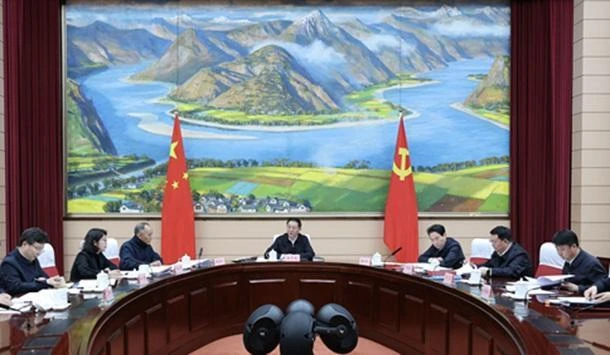 省政府党组（扩大）会议、常务会议强调 深入学习贯彻习近平总书记重要讲话和全国两会精神