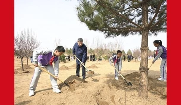习近平在参加首都义务植树活动时强调： 为山川大地增添锦绣 让中国式现代化底色更加亮丽