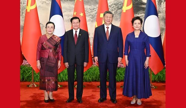 习近平同老挝人民革命党中央总书记、国家主席通伦举行会谈
