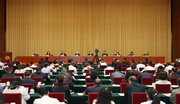 全省第六轮禁毒和防艾人民战争动员部署电视电话会议在昆召开 久久为功不断夺取禁毒防艾人民战争新胜利