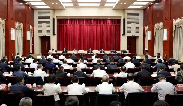 省委召开全省换届后县（市、区）党政正职树立和践行正确政绩观视频培训会强调 学深悟透力行习近平总书记重要讲话精神心中有党心中有民心中有责心中有戒 以正确政绩观履职尽责干事创业